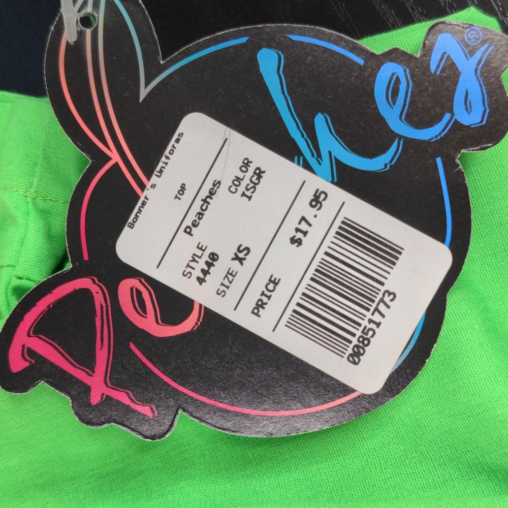 Peaches Uniforms Scrubs Top V-neck Style 4440 Lime Green XS - NWT - Picture 2 of 3